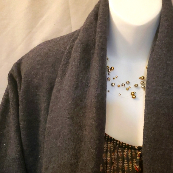 🎉3/$40🎉Gap Cardigan - Picture 3 of 4